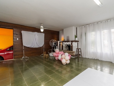 Casa 7 dorms à venda Rua Engenheiro Tito Marques Fernandes, Ipanema - Porto Alegre