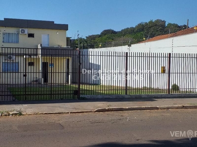 Sobrado com 8 Quartos à Venda por R$ 530.000